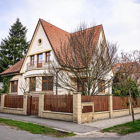 Vila Lumir Poděbrady Esterno foto