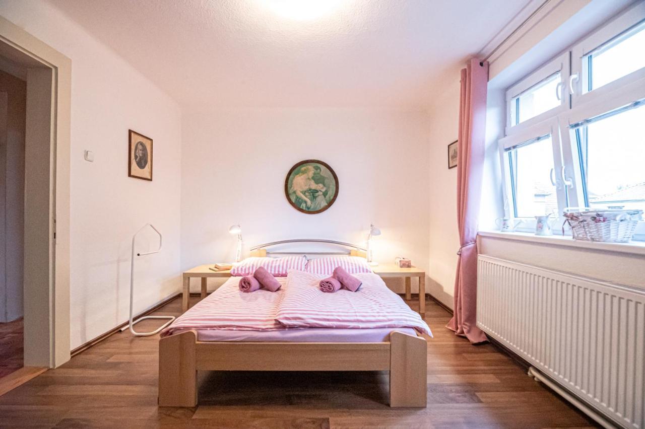 Vila Lumir Poděbrady Esterno foto